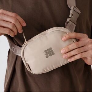 Cubitt Belt Bag - Beige